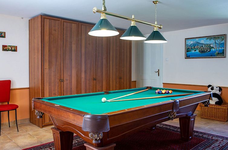 Vakantiehuis Anwesen "Villa Anton" mit eigenem Pool
