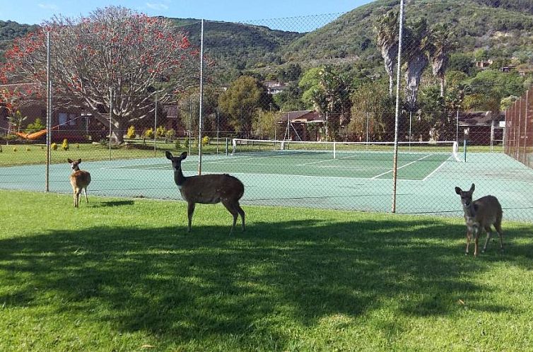 Brenton Lake Holiday Cottages