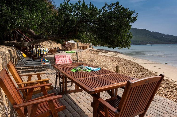 Under Milkwood Resort