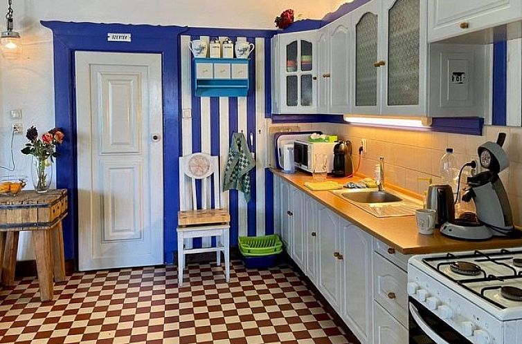 Vrijstaande woning in Dedina Mladeze