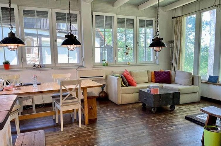 Vrijstaande woning in Dedina Mladeze