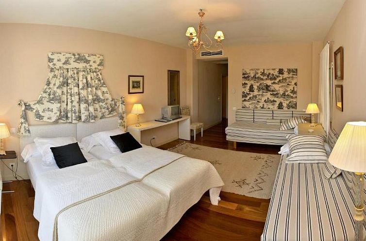 Hotel Santa Coloma del Camino