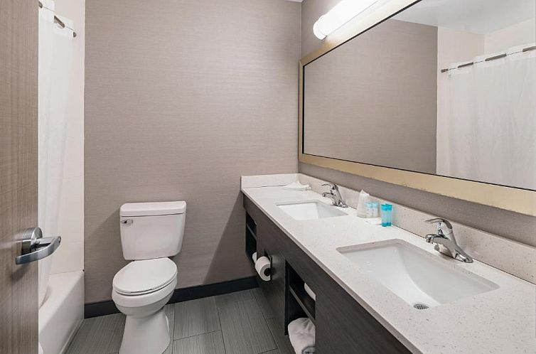 Americas Best Value Inn Foxboro