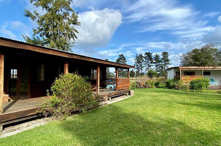 Bella Manga Country Escape