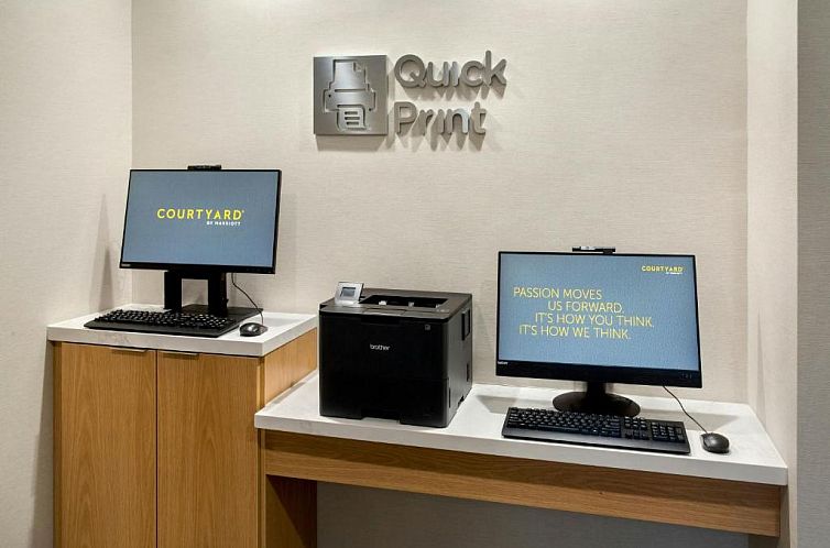 Courtyard by Marriott New Haven Orange