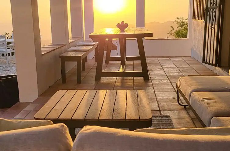 Casa Pajaros with POOL &amp; JACUZZI