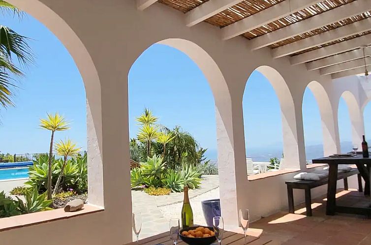 Casa Pajaros with POOL &amp; JACUZZI