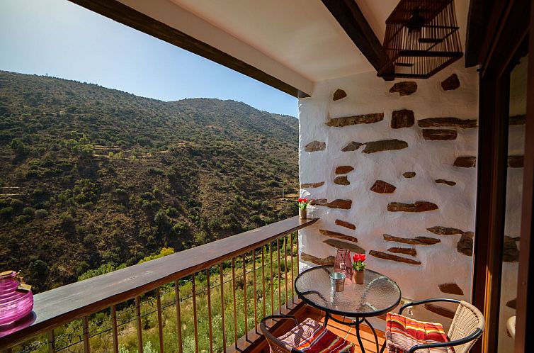 Unterkunft 1410808 - Ferienhaus Andalusien - Vakantiehuis Das Upside Down House mit Whirlpool-Badewanne