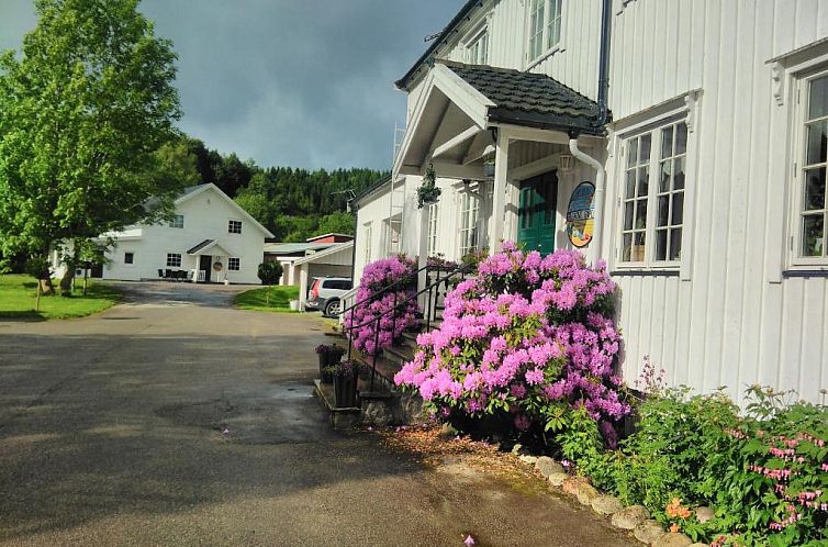 Grong Gård Guesthouse