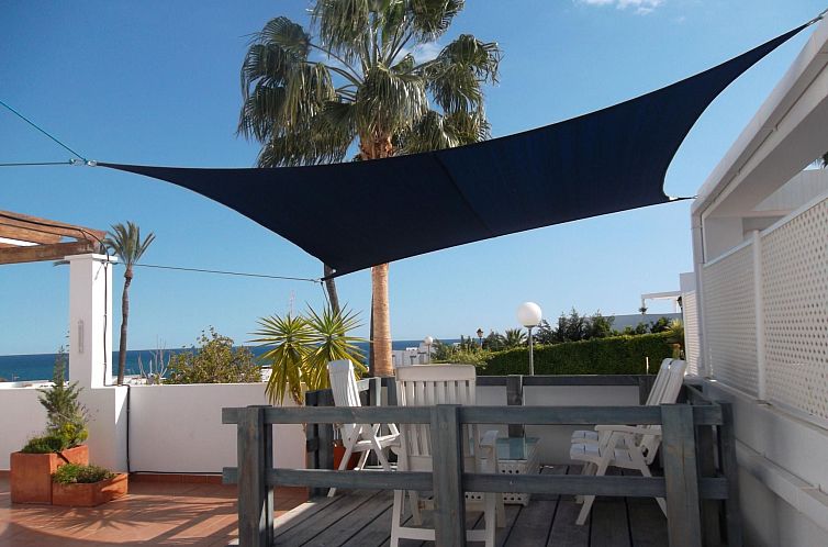 Appartement Großzügiges Ferienappartement mit Balkon