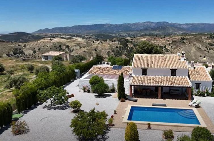 Vrijstaande woning in Castril