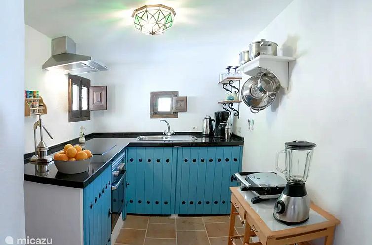 Casa Escondida