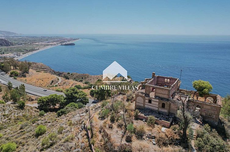 Vrijstaande woning in Salobreña