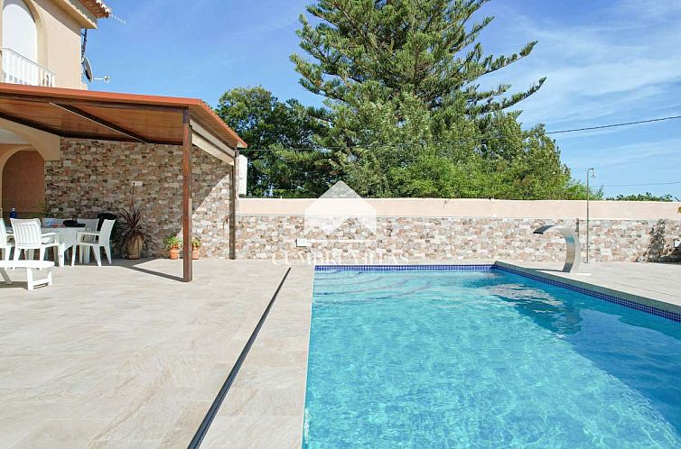 Geschakelde woning in Salobreña