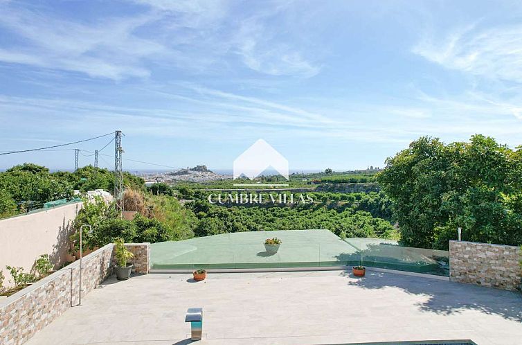 Geschakelde woning in Salobreña