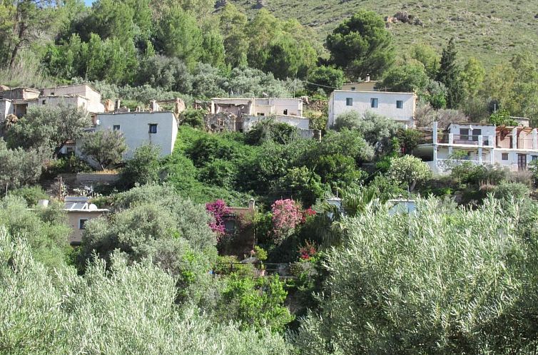 Vakantiehuis Gemütliches Ferienhaus in Tíjola mit Grill, G