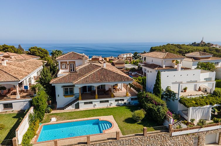 Vrijstaande woning in Almuñecar