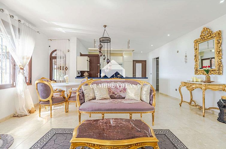 Vrijstaande woning in Almuñecar