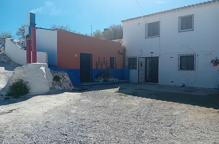 Vrijstaande woning in Baza