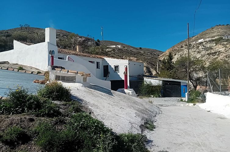 Vrijstaande woning in Baza
