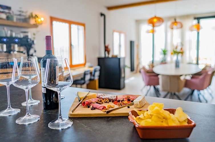 Vakantiehuis Luxuriöse Finca mit Pool, Spa und spektakulär