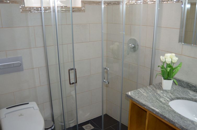 Vakantiehuis mit Garten und gemeinsamem Pool