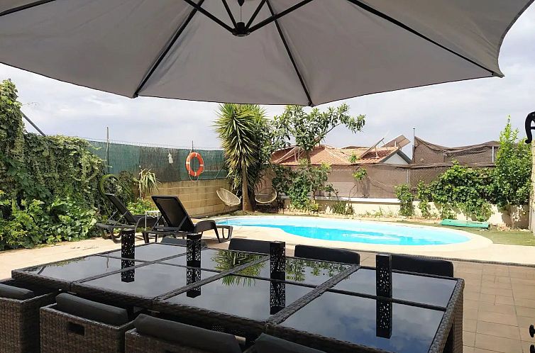 Vakantiehuis Helles Haus mit Aussicht und privatem Pool