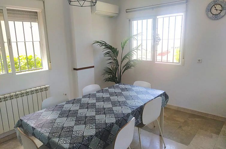 Vakantiehuis Helles Haus mit Aussicht und privatem Pool