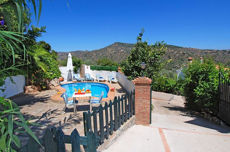 Vakantiehuis Schönes Landhaus mit Pool, Klimaanlage, Privat