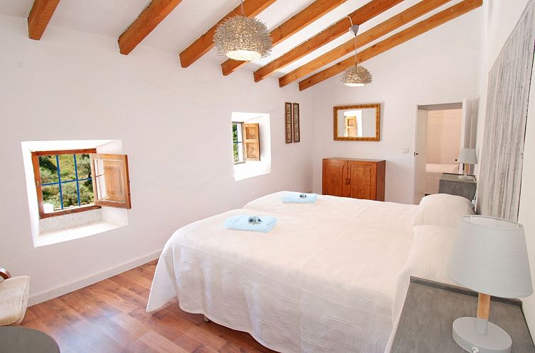 Vakantiehuis Villa La Zorzalera mit Tauchbecken, Wifi, Klima