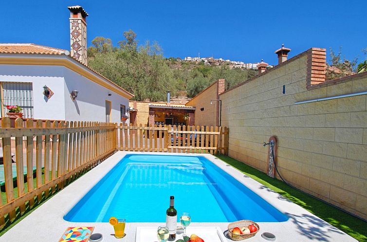 Vakantiehuis Ganzes Haus in Comares mit abschließbarem Park