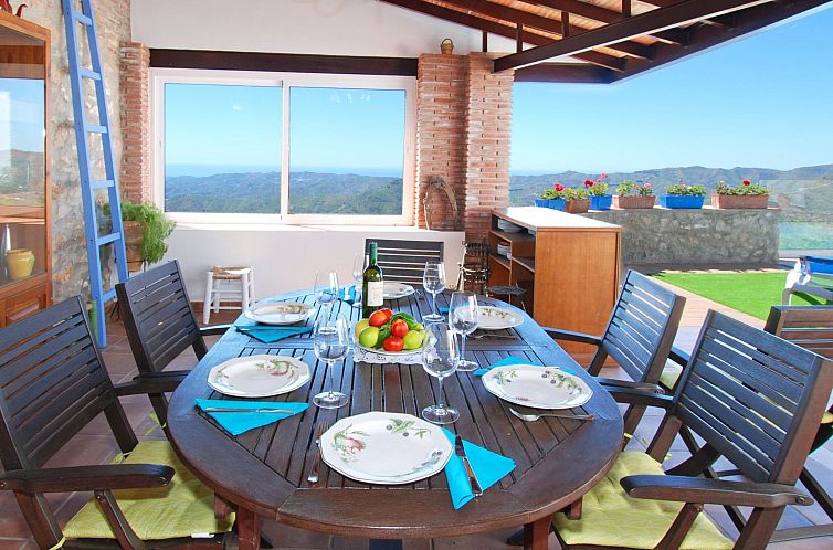 Vakantiehuis in Comares mit Offenem Kamin