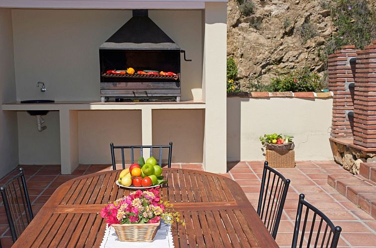 Vakantiehuis Villa Los Poyatos, beheizter Pool, Wifi, AC,BBQ