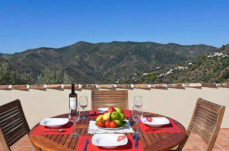 Vakantiehuis Villa Los Poyatos, beheizter Pool, Wifi, AC,BBQ