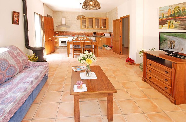 Vakantiehuis Villa Los Poyatos, beheizter Pool, Wifi, AC,BBQ