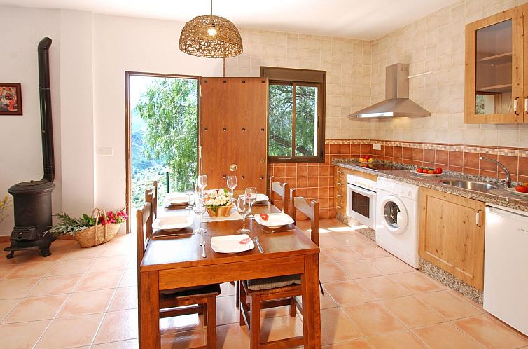 Vakantiehuis Villa Los Poyatos, beheizter Pool, Wifi, AC,BBQ