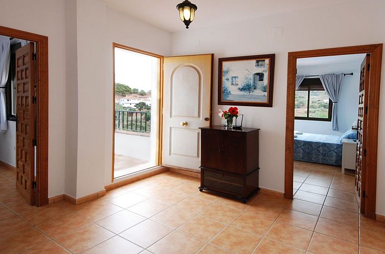 Vakantiehuis Villa Torcal 3, beheizter Pool, Wifi, Grill.