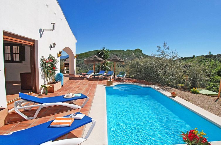Vakantiehuis Villa Roble, Pers, Beheizter Pool, Petfriendly