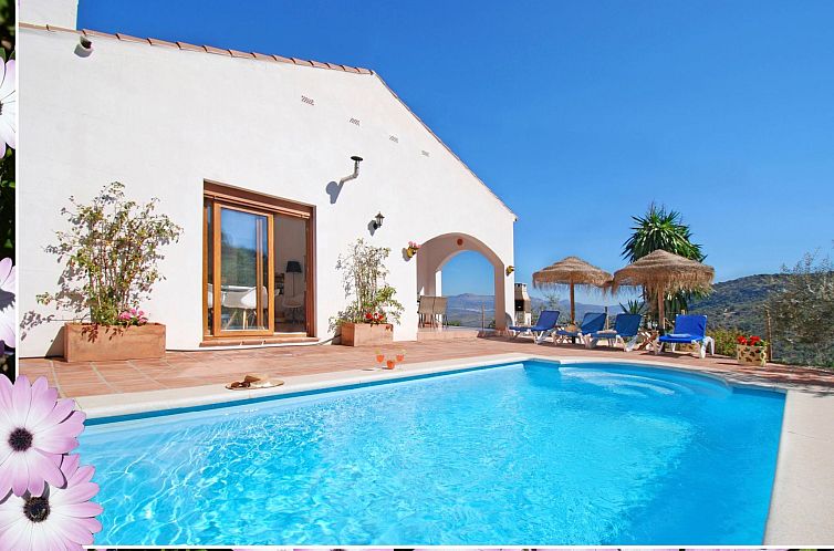 Vakantiehuis Villa Roble, Pers, Beheizter Pool, Petfriendly