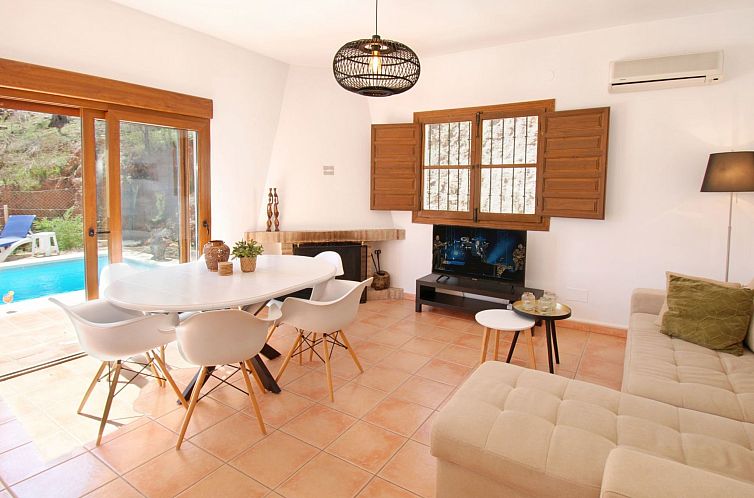 Vakantiehuis Villa Roble, Pers, Beheizter Pool, Petfriendly