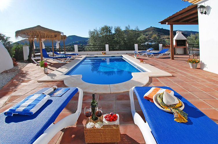 Vakantiehuis Torcal 1 Comares, Beheiztes Schwimmbad, Wechsel