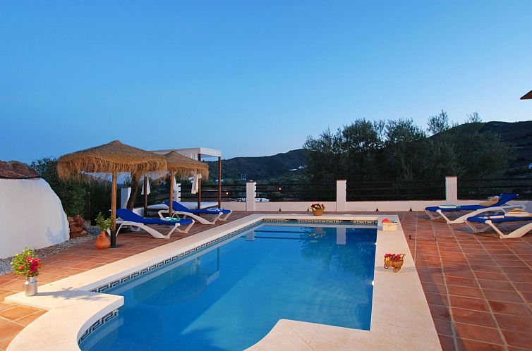 Vakantiehuis Torcal 1 Comares, Beheiztes Schwimmbad, Wechsel