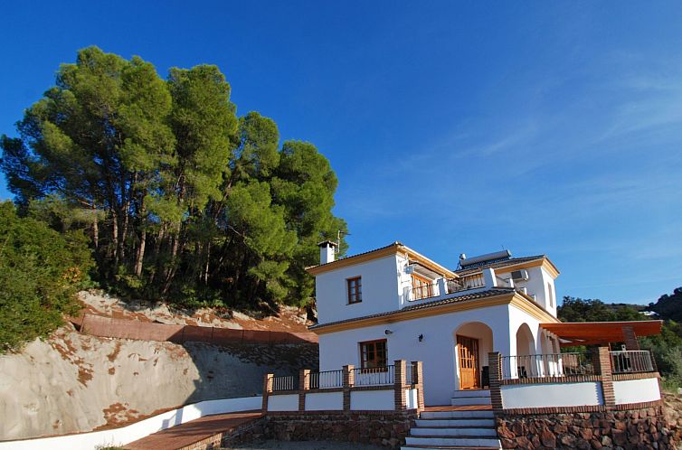 Vakantiehuis Villa Los Pinos, Beheizter Pool, Wifi, AC, BBQ