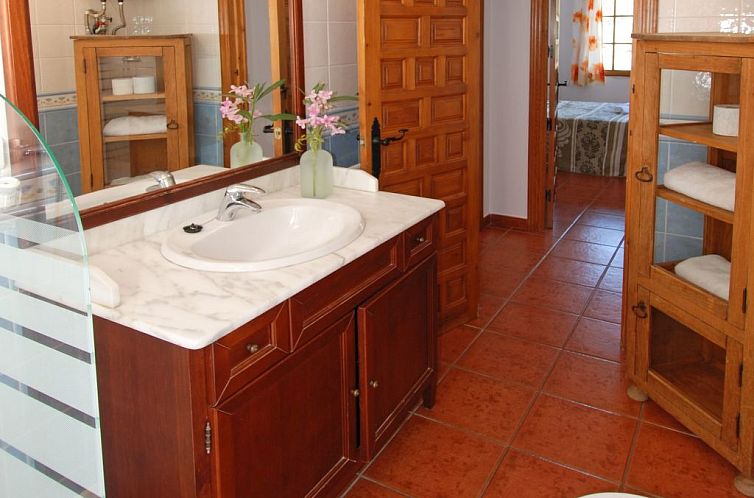 Vakantiehuis Villa Los Pinos, Beheizter Pool, Wifi, AC, BBQ
