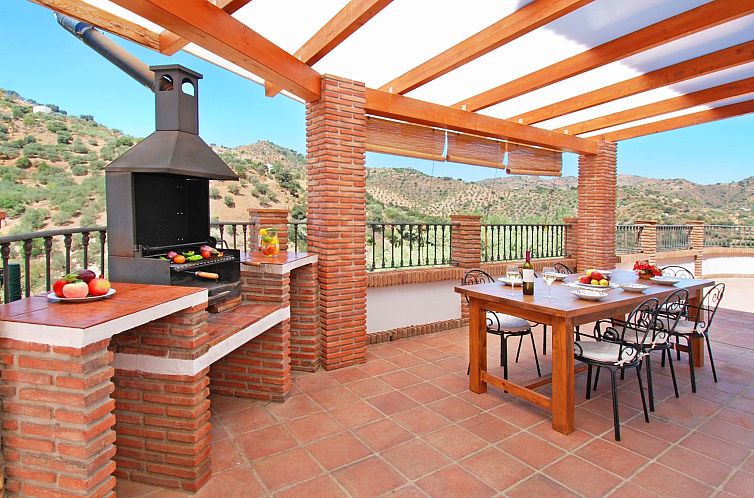 Vakantiehuis Villa Los Pinos, Beheizter Pool, Wifi, AC, BBQ