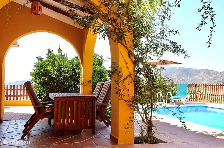 Villa Amarilla Andalusie met Zwembad