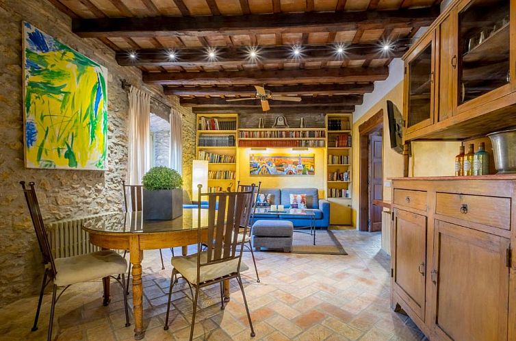Can Felip Apartments