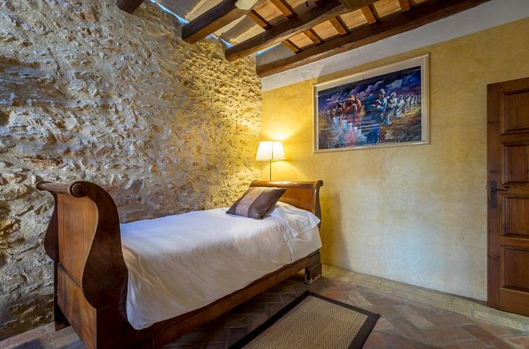 Can Felip Apartments