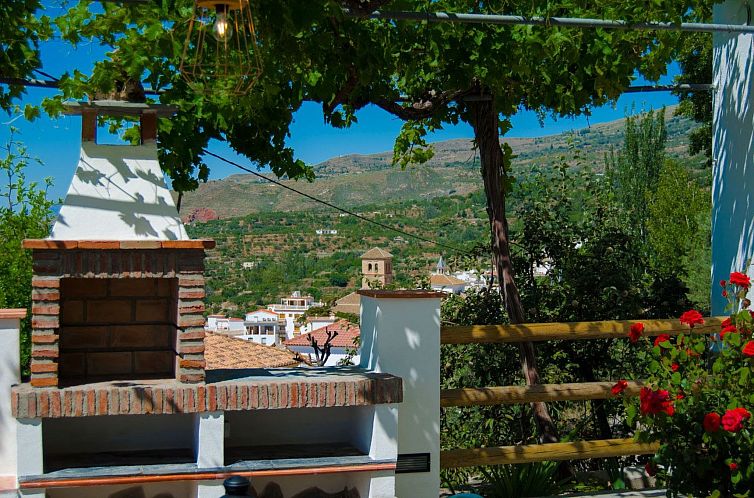 Vakantiehuis Gemütliches Haus in Anlage mit Schwimmbad in V
