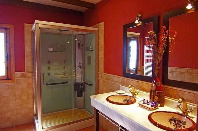 Vakantiehuis Gemütliches Haus in Anlage mit Schwimmbad in V